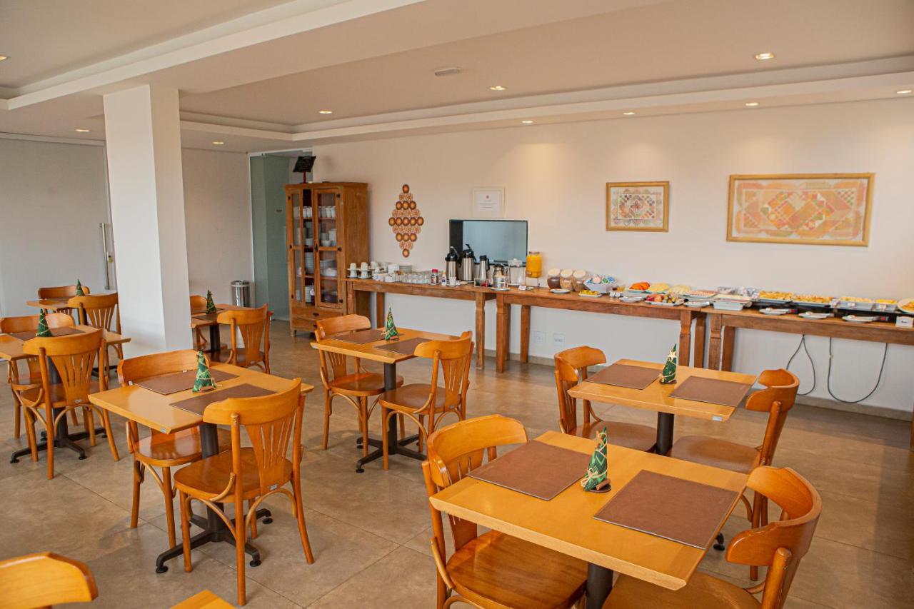 Prado Hotel Ампару Экстерьер фото