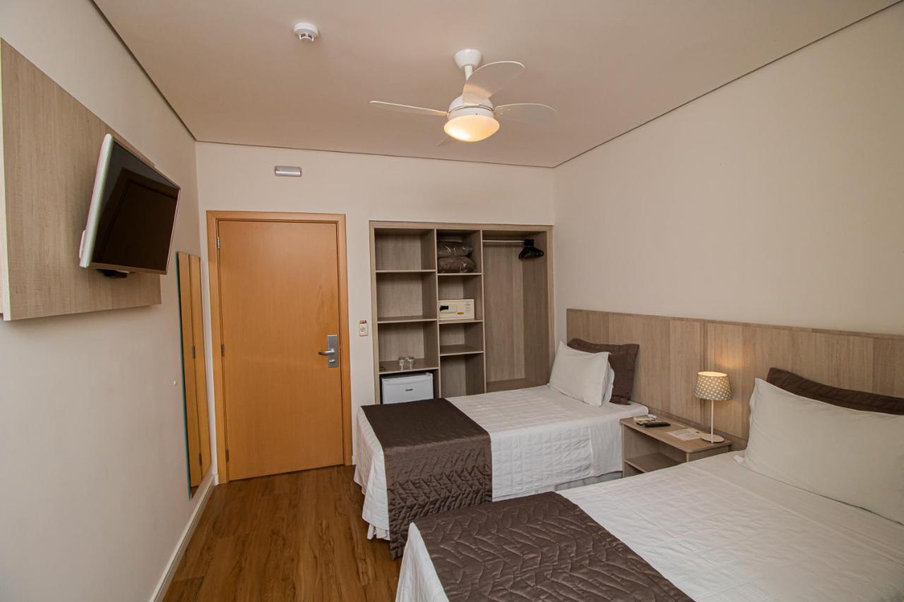 Prado Hotel Ампару Экстерьер фото